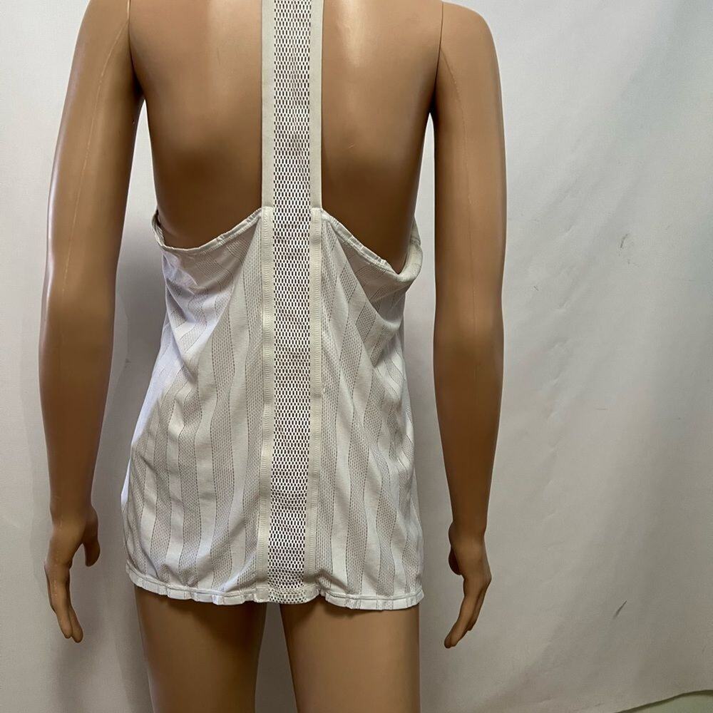 ATHLETA HEATHER GRAY RACER BACK TOP SIZE M‎ - Picture 3 of 4
